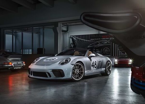 Porsche 911: поколения скорости