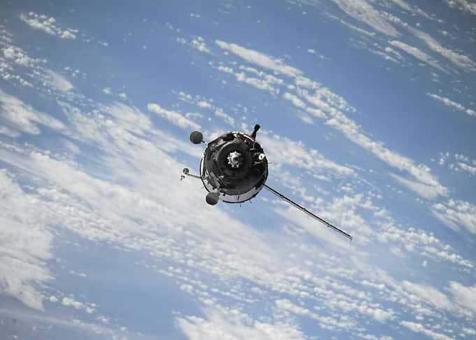 Sailing the Exosphere